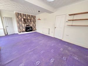 Lounge- click for photo gallery